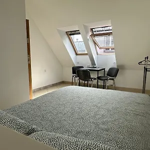 Nocleg ze śniadaniem Golebia-budget, Poznań